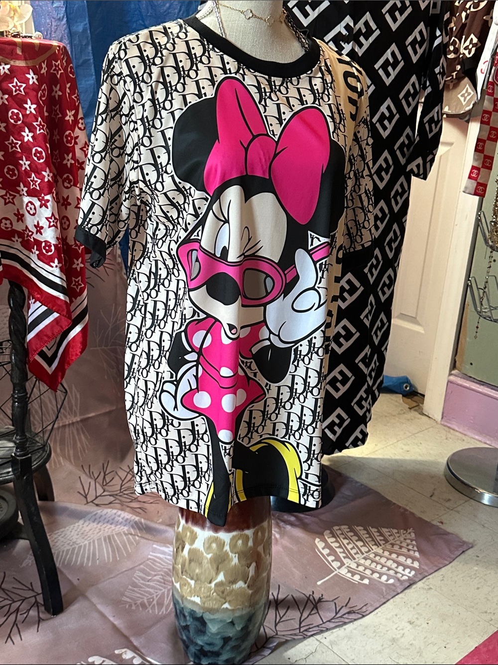 Minnie Mouse Graphic Tunic Dress in Pink and Black - Unbranded